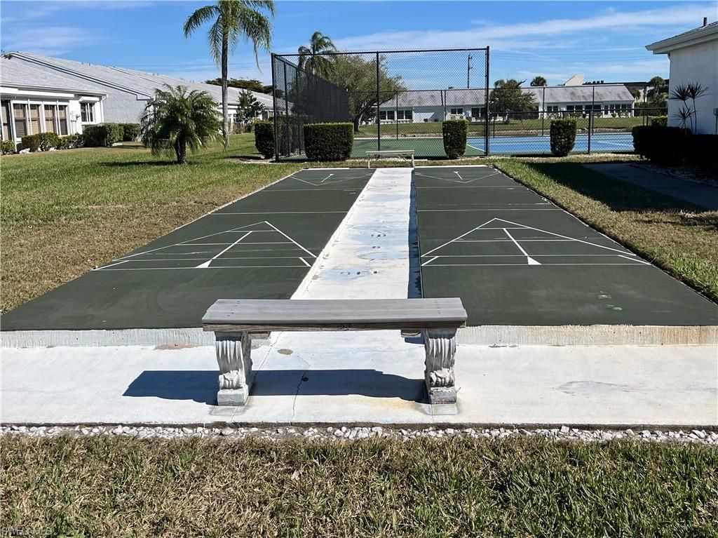 6986 Winkler Rd, Fort Myers, FL 33919 Photo
