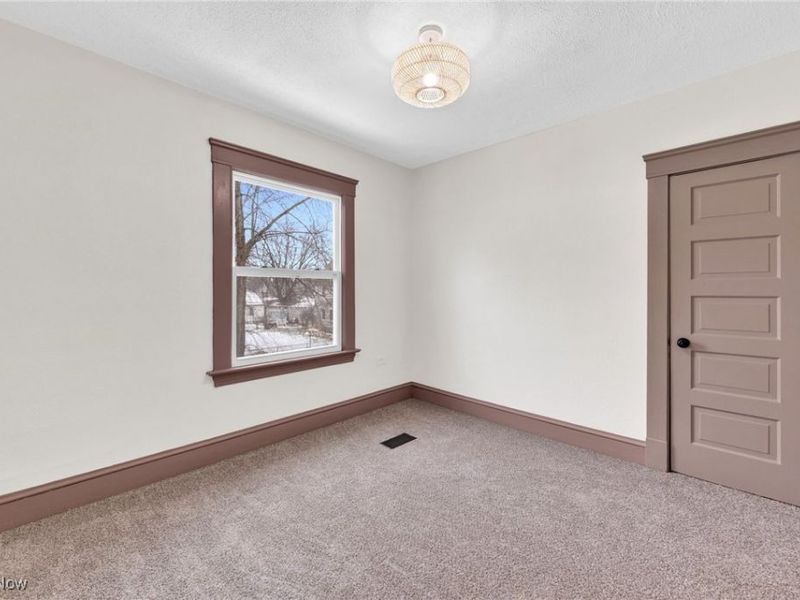 3887 W 21st Street, Cleveland, OH 44109 Photo 22