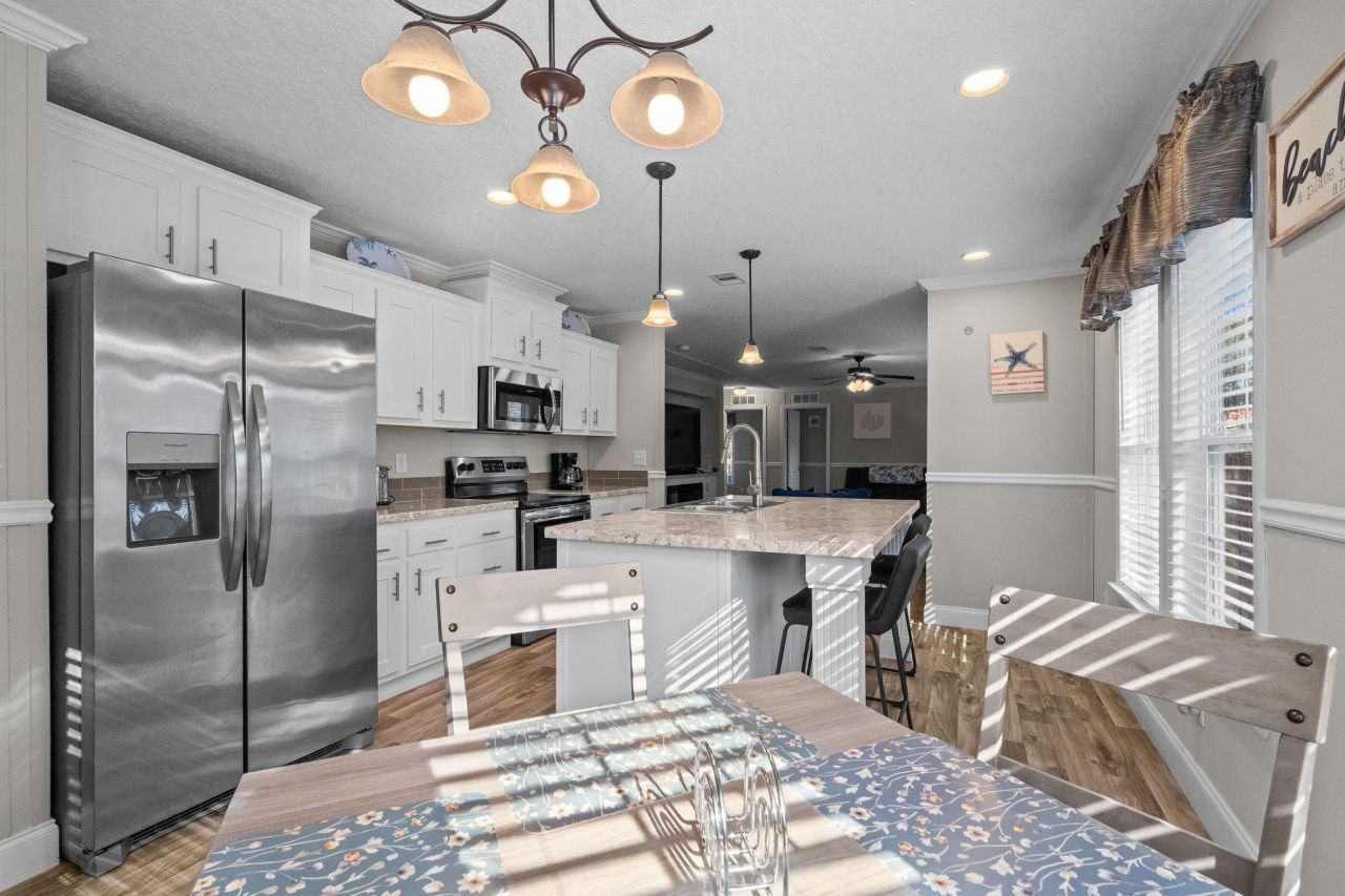 935 Southpark Dr. Photo 14