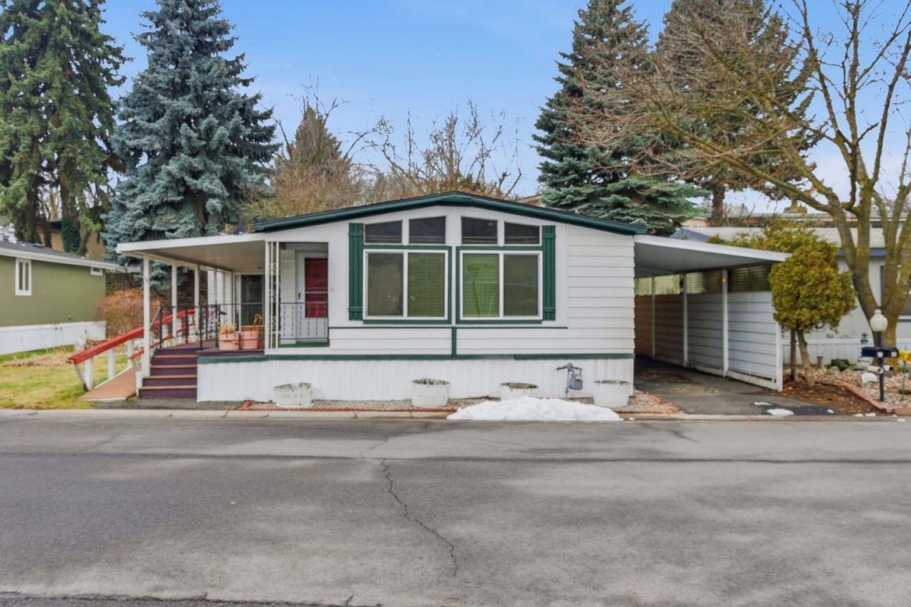 2311 W 16th Ave, Spokane, WA 99224 Main Photo