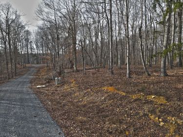 44 Carson Road, Russell Springs, KY 42642