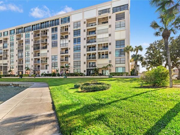 7700 SUN ISLAND DRIVE S, Unit 203, SOUTH PASADENA, FL 33707