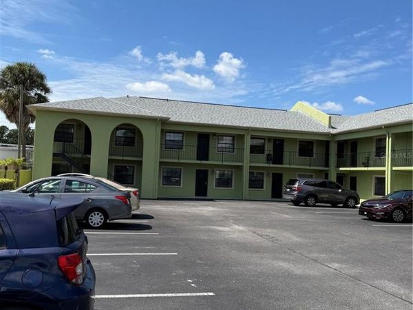 4414 N CLARK AVENUE, Unit 13, TAMPA, FL 33614