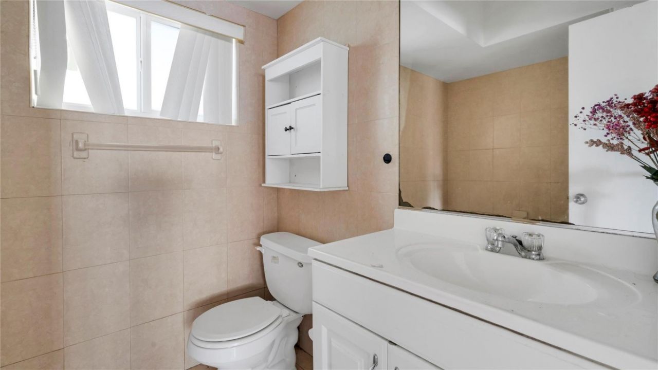 3700 NW 25th Street, Lauderdale Lakes, FL 33311 Photo