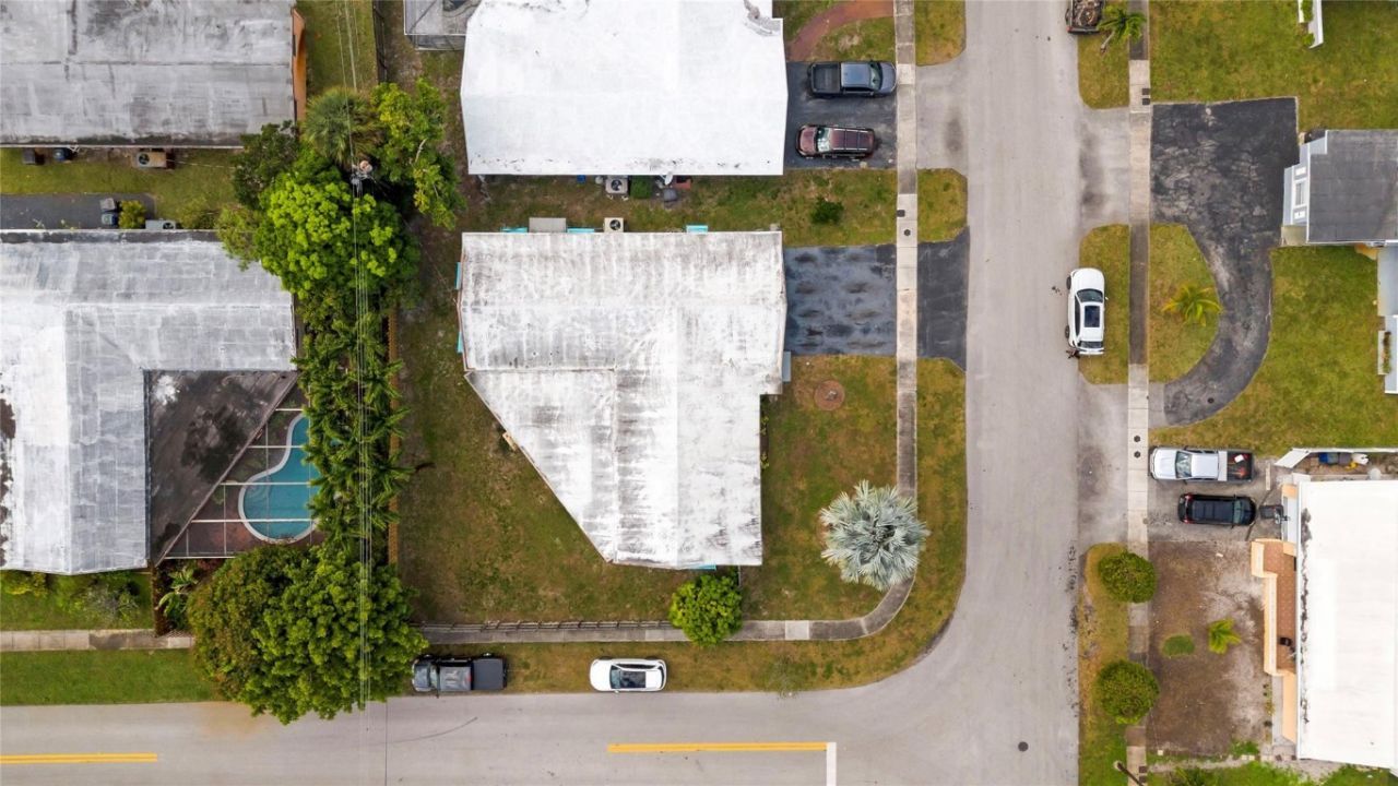 3700 NW 25th Street, Lauderdale Lakes, FL 33311 Photo