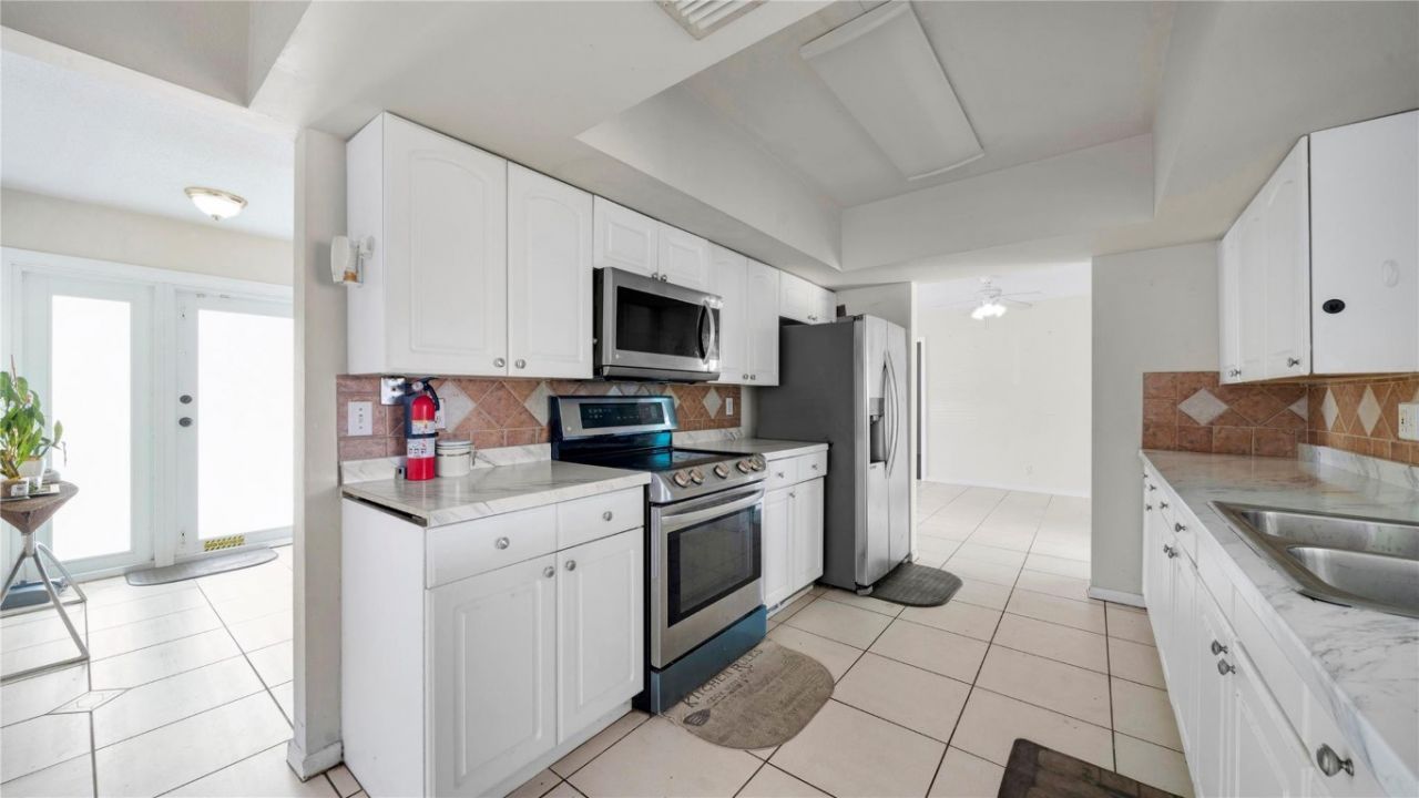 3700 NW 25th Street, Lauderdale Lakes, FL 33311 Photo