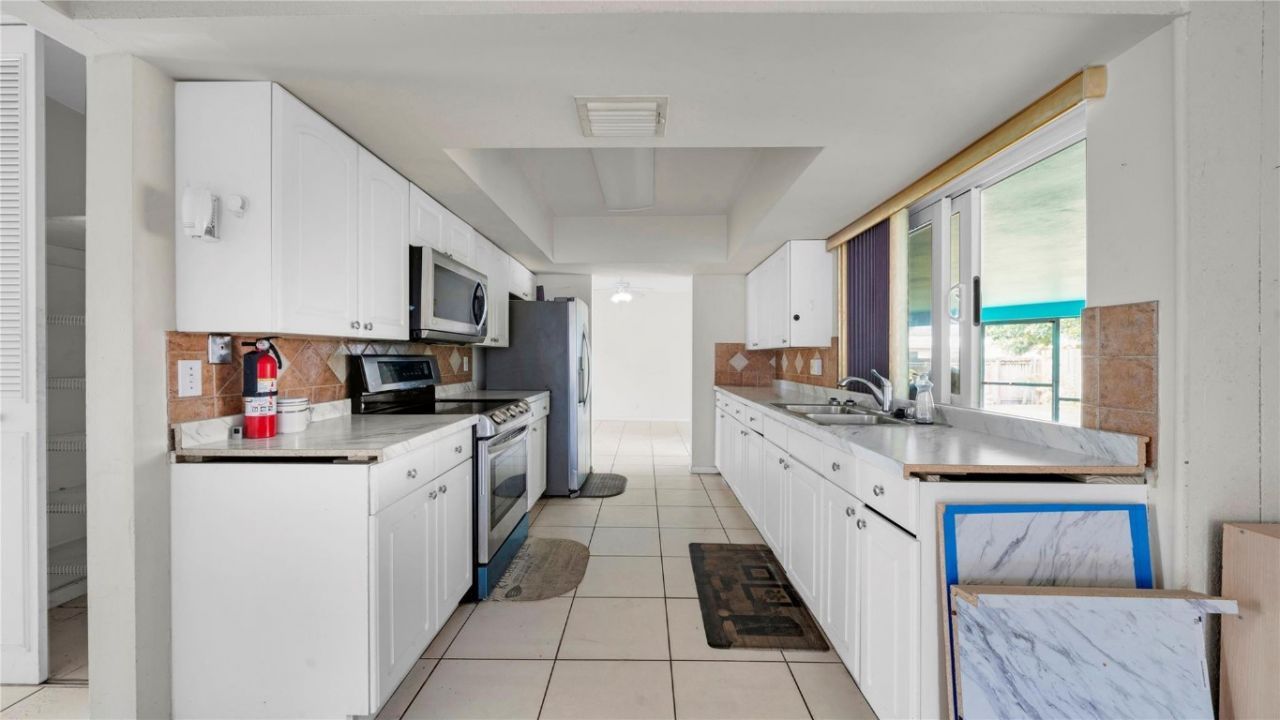 3700 NW 25th Street, Lauderdale Lakes, FL 33311 Photo