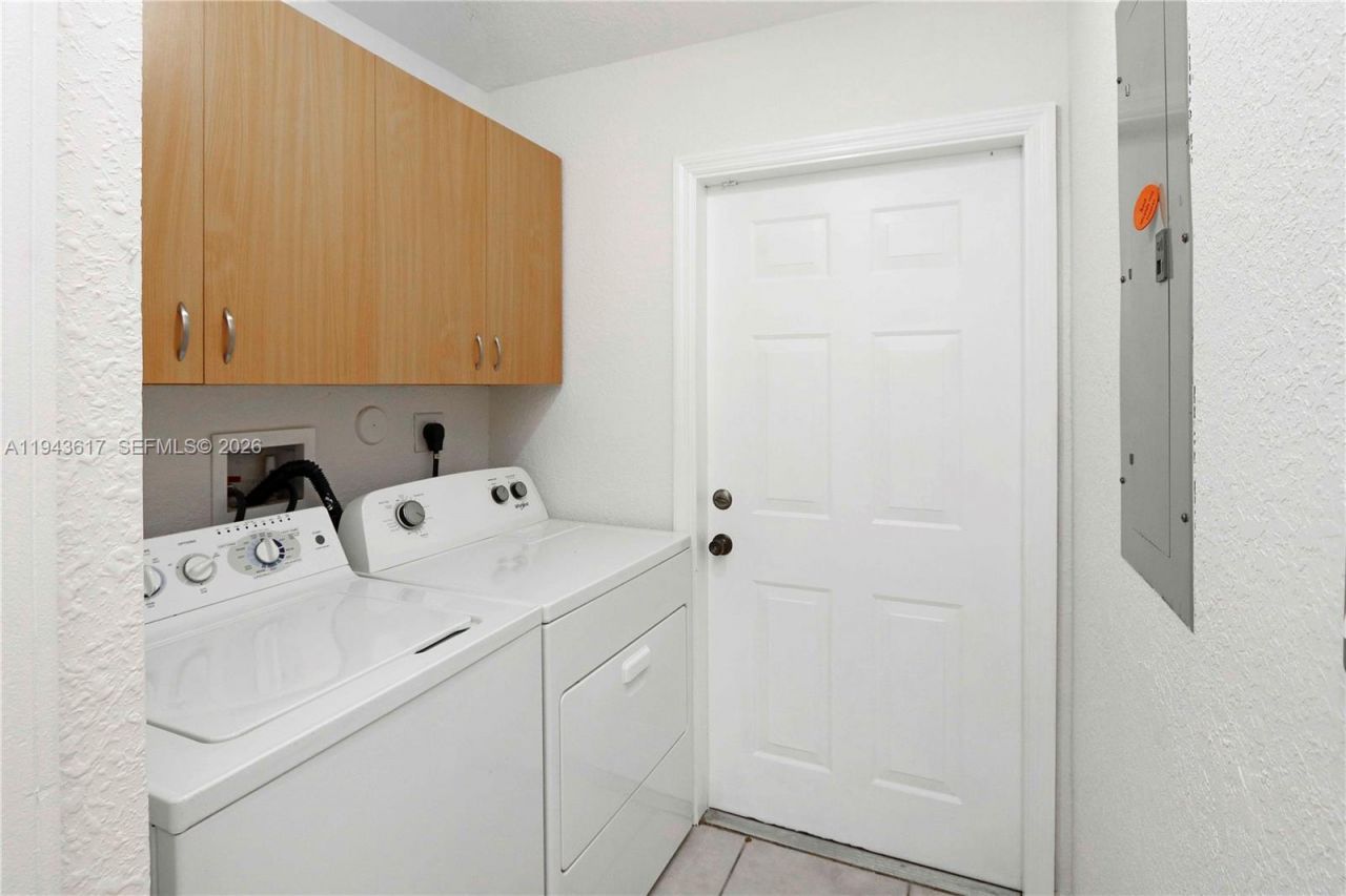 21055 SW 89th Pl, Cutler Bay, FL 33189 Photo