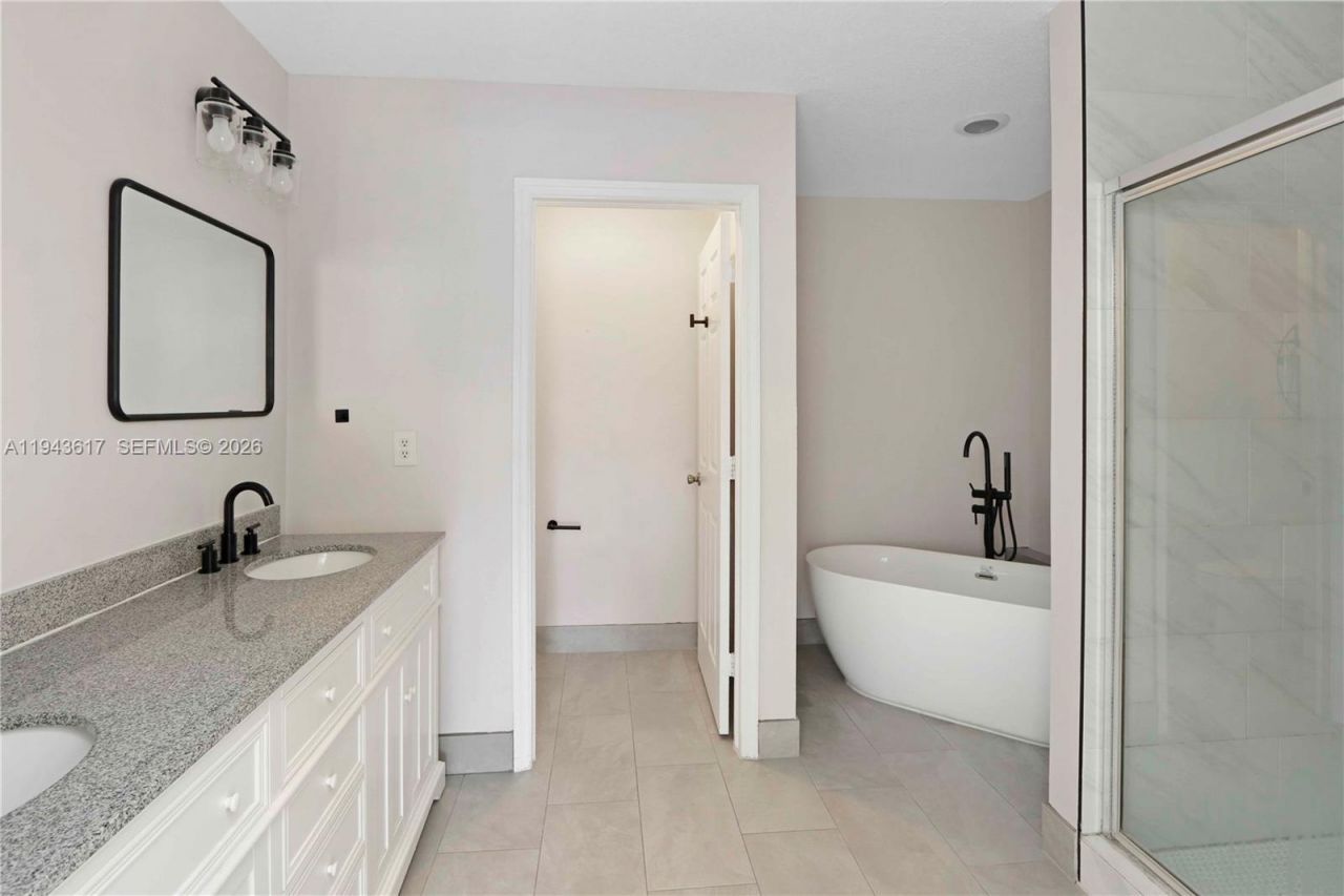 21055 SW 89th Pl, Cutler Bay, FL 33189 Photo