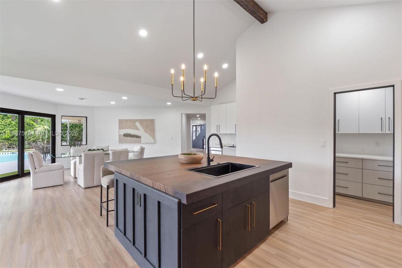 7190 Valencia Drive, Boca Raton, FL 33433 Photo