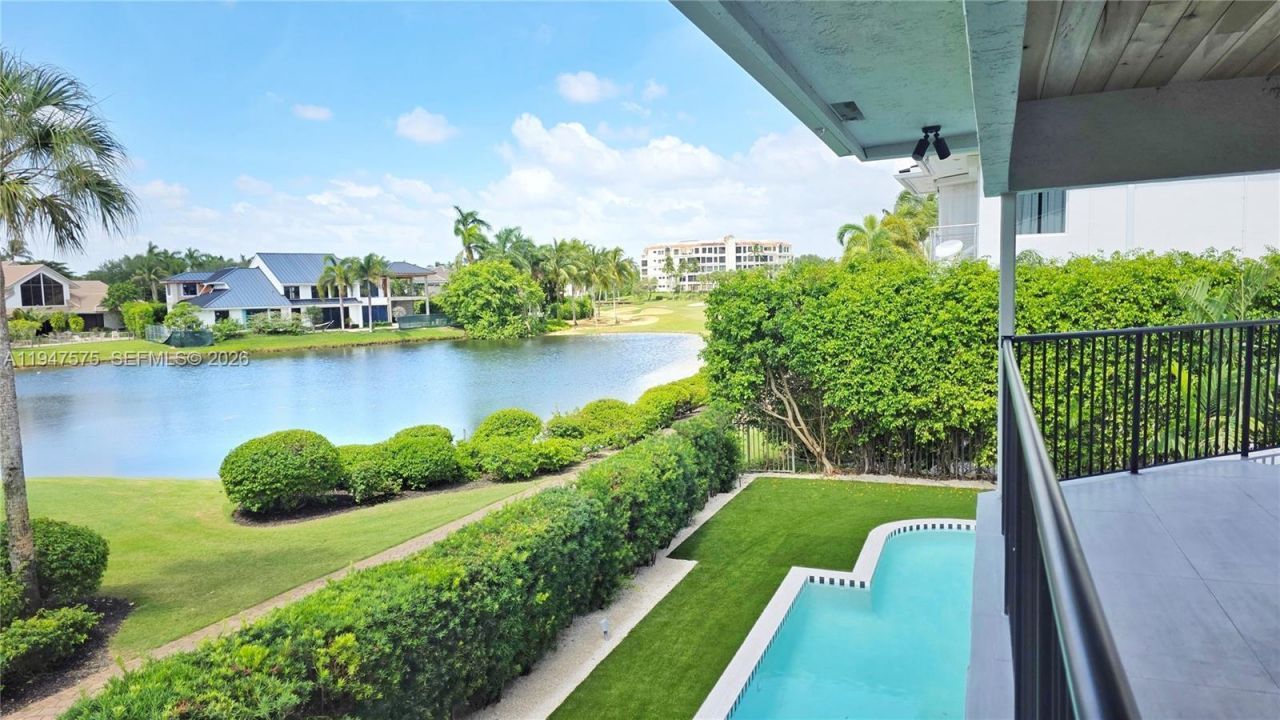 7190 Valencia Drive, Boca Raton, FL 33433 Photo