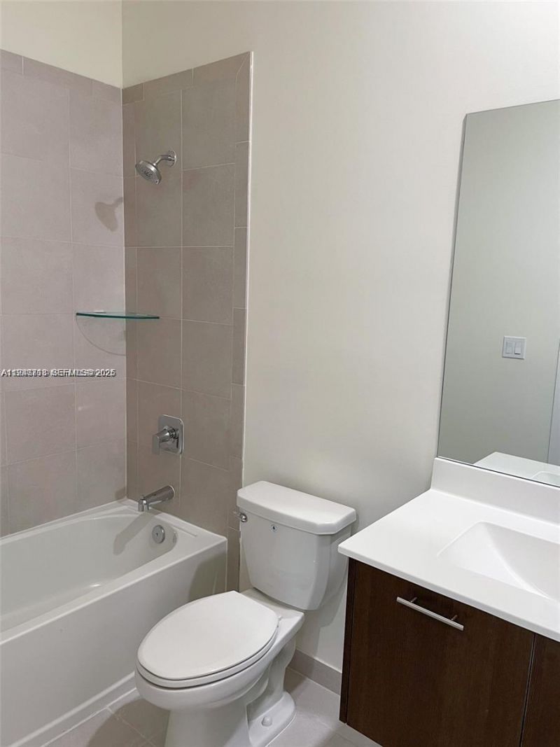 8151 NW 104th Ave , Unit 34, Doral, FL 33178 Photo