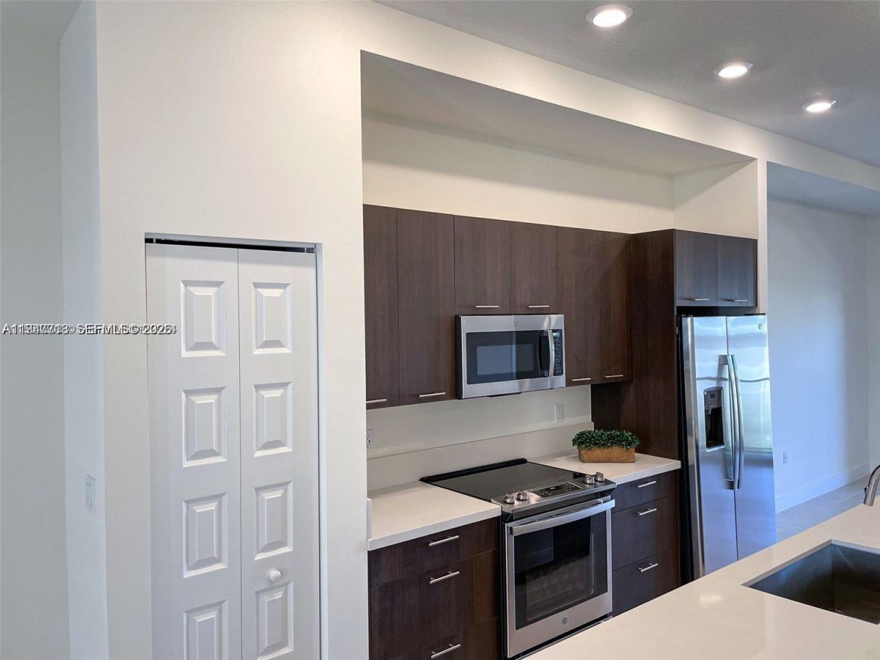 8151 NW 104th Ave , Unit 34, Doral, FL 33178 Photo