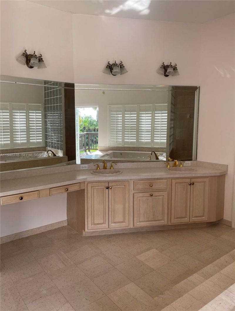 16930 SW 266th Ter, Homestead, FL 33031 Photo