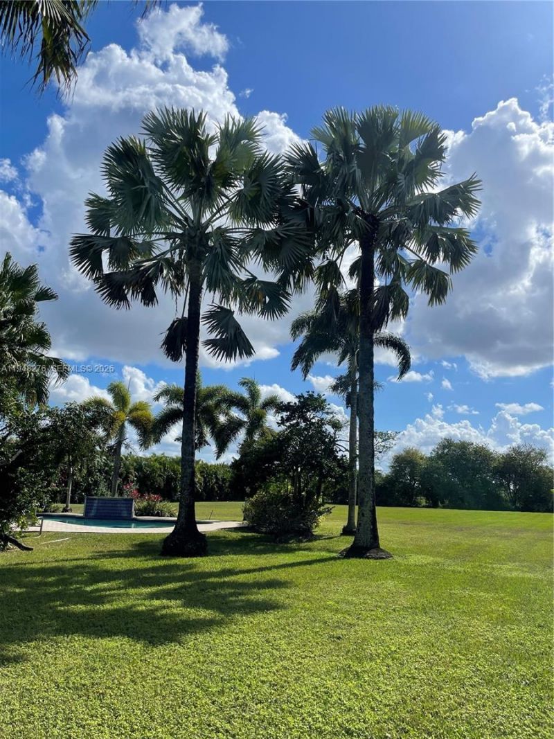 16930 SW 266th Ter, Homestead, FL 33031 Photo