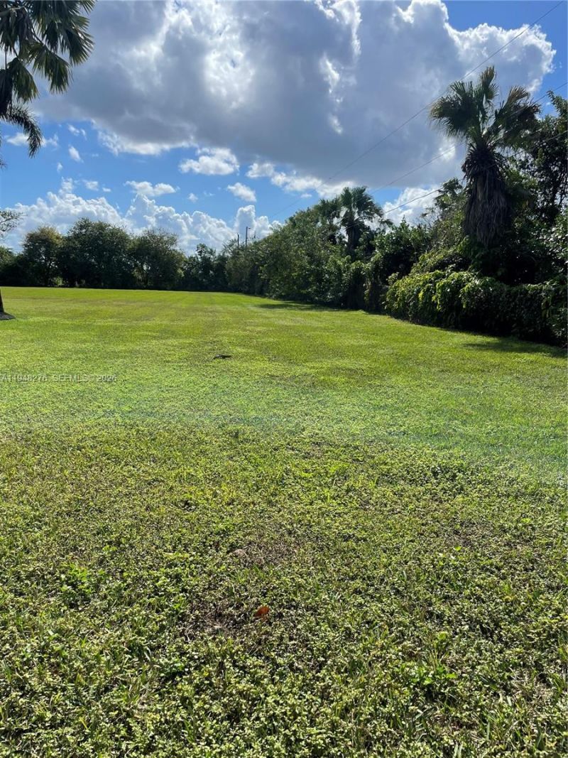 16930 SW 266th Ter, Homestead, FL 33031 Photo