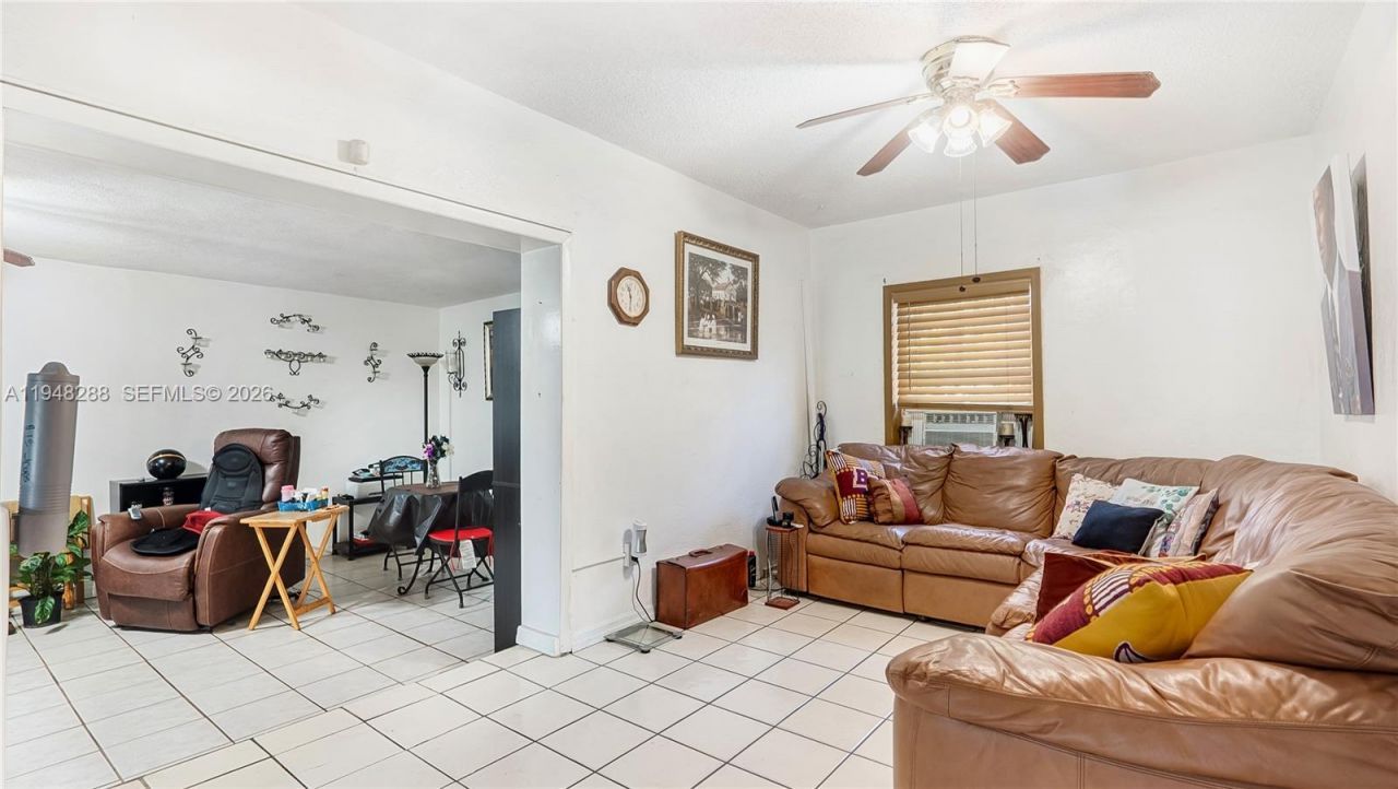 14421 Harrison St, Miami, FL 33176 Photo