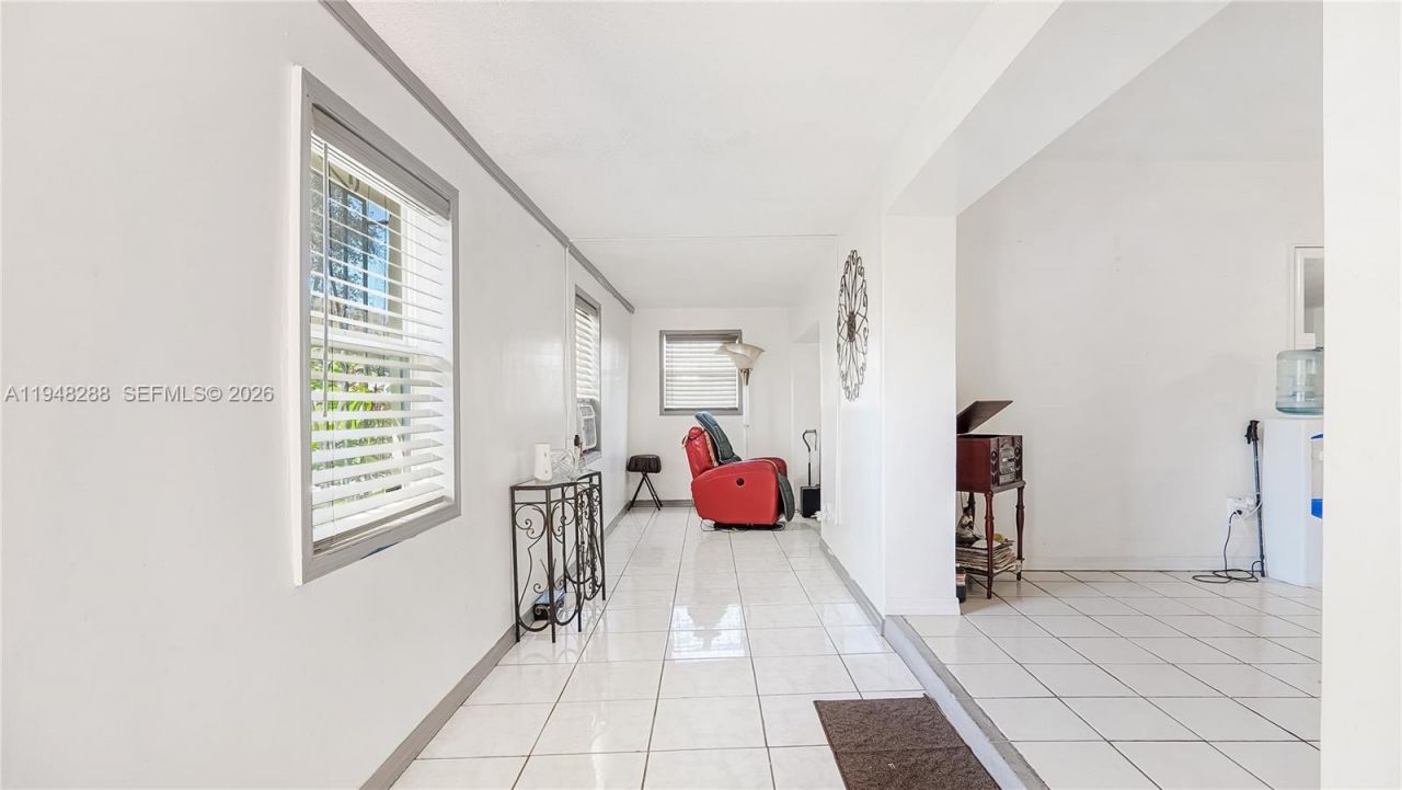 14421 Harrison St, Miami, FL 33176 Photo