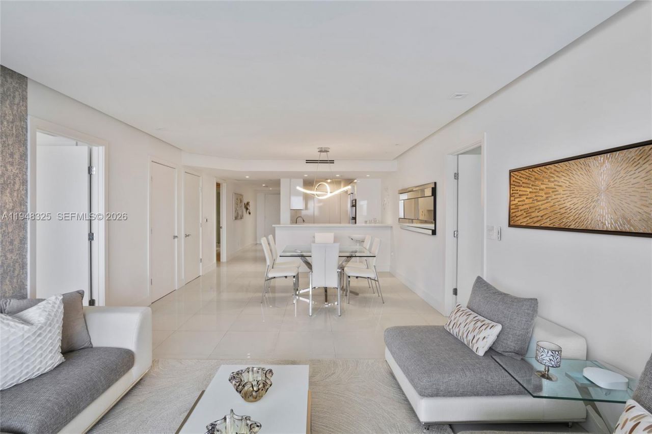 1800 S Ocean Dr, Unit 1708, Hallandale Beach, FL 33009 Photo