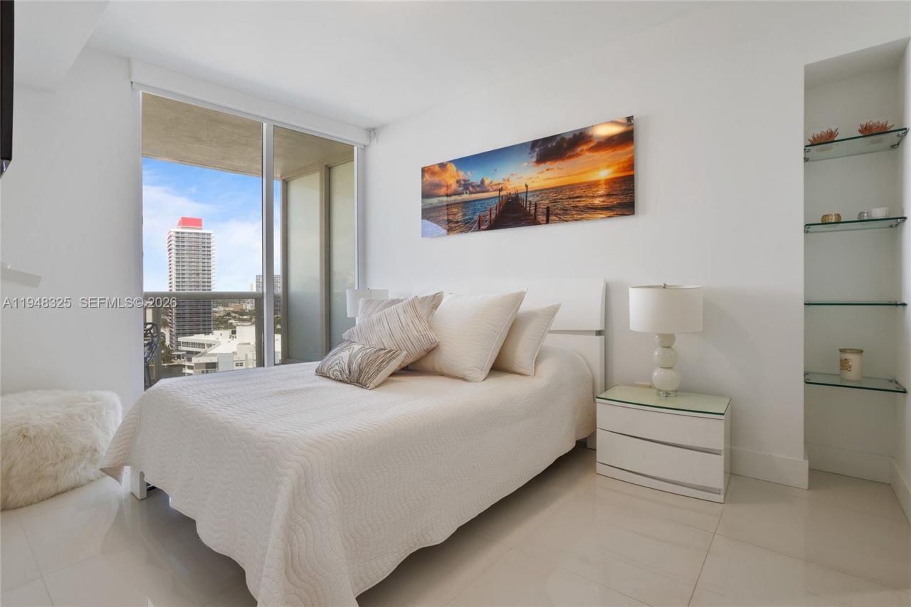 1800 S Ocean Dr, Unit 1708, Hallandale Beach, FL 33009 Photo