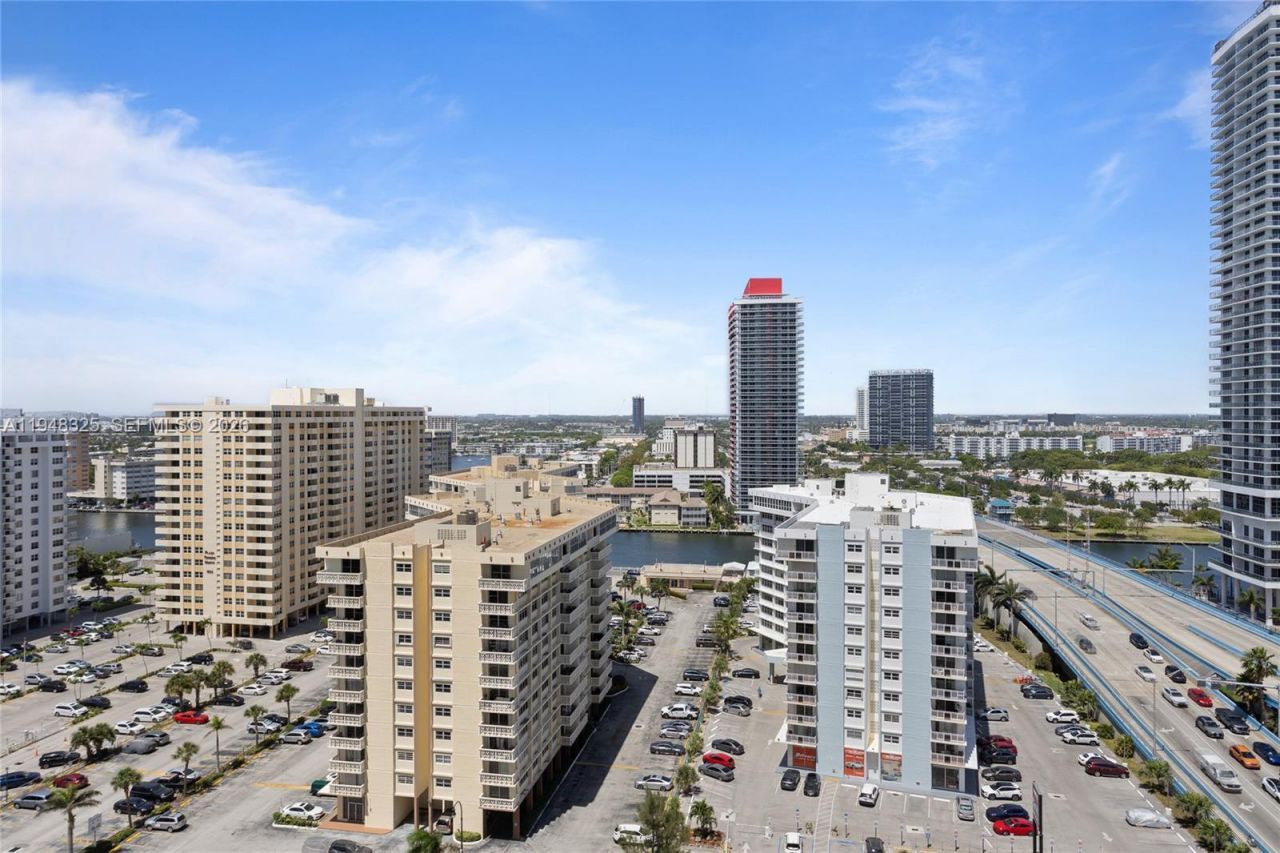 1800 S Ocean Dr, Unit 1708, Hallandale Beach, FL 33009 Photo