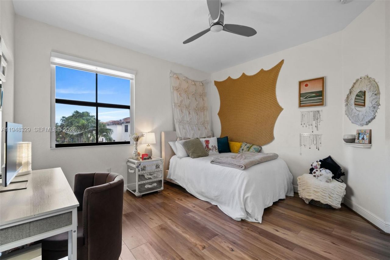 8658 NW 99th Path , Doral, FL 33178 Photo