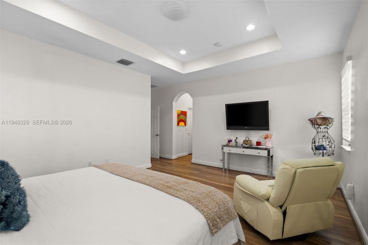 8658 NW 99th Path , Doral, FL 33178 Photo