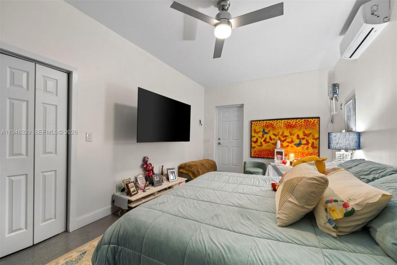 8658 NW 99th Path , Doral, FL 33178 Photo