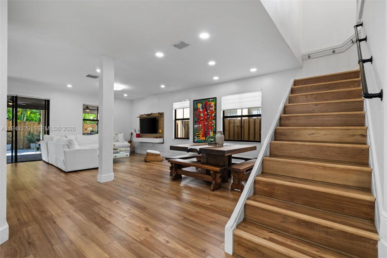 8658 NW 99th Path , Doral, FL 33178 Photo