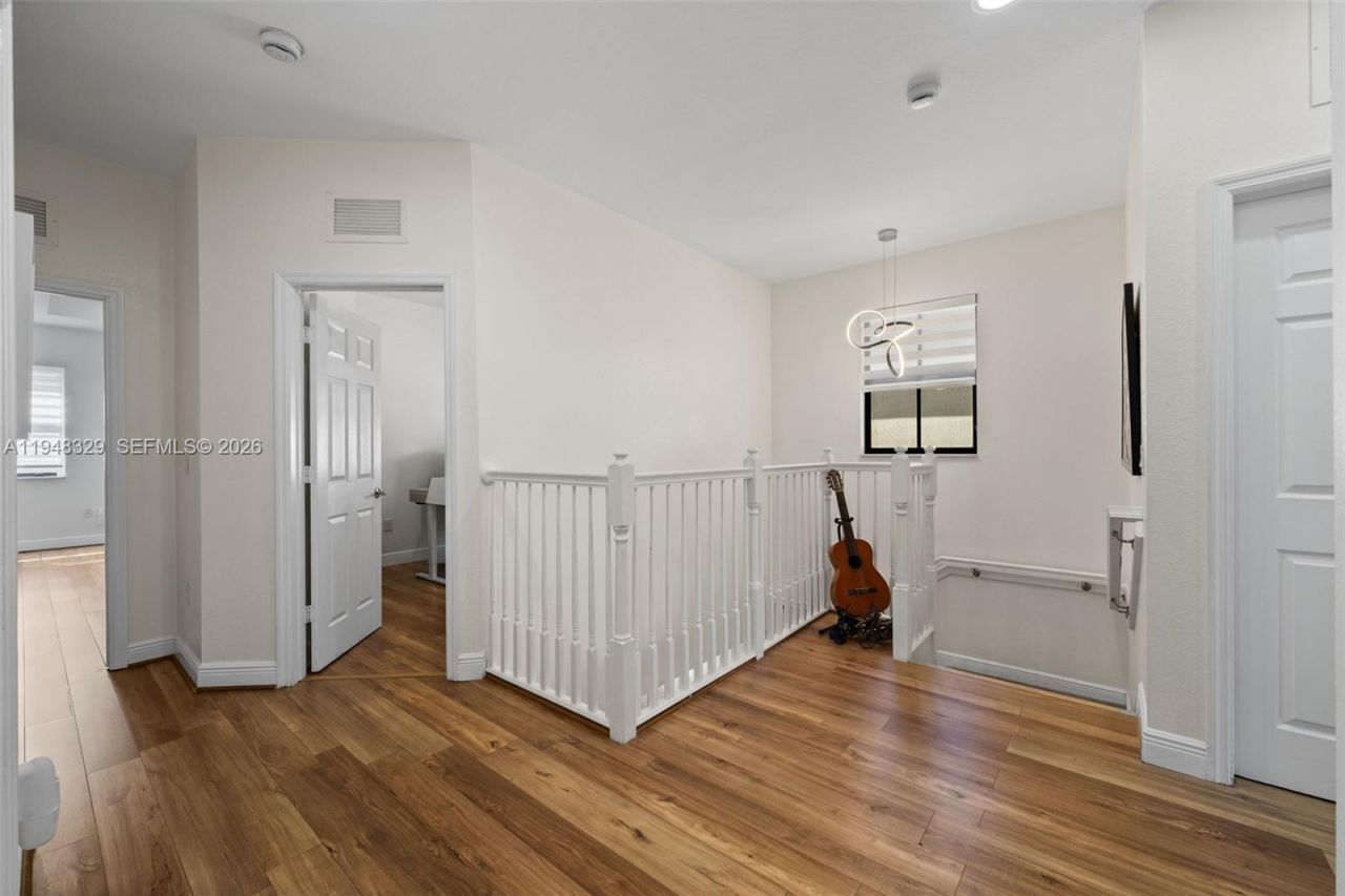 8658 NW 99th Path , Doral, FL 33178 Photo