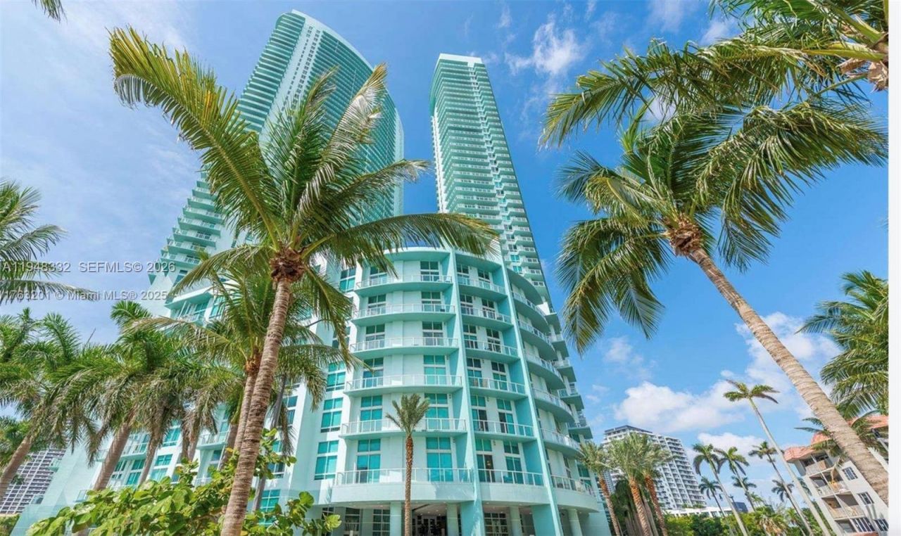 1900 N Bayshore Dr, Unit 3909, Miami, FL 33132 Photo