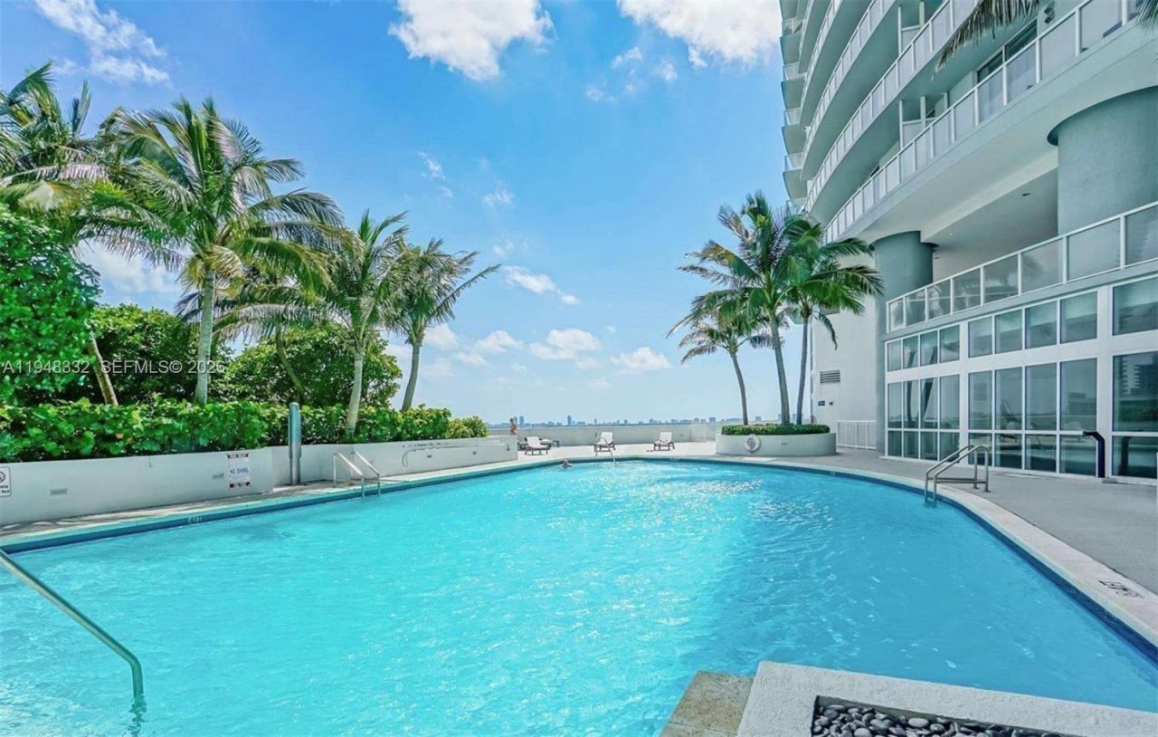 1900 N Bayshore Dr, Unit 3909, Miami, FL 33132 Photo