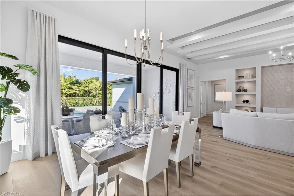 2051 Cambridge Park Dr, Naples, FL 34109 Photo