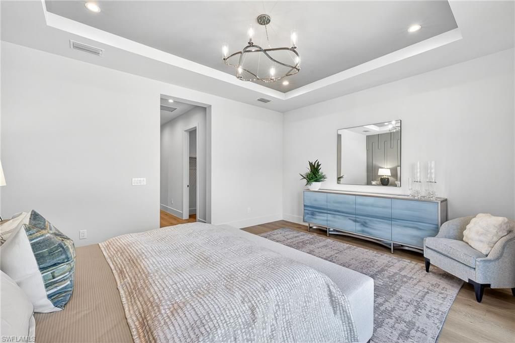 2051 Cambridge Park Dr, Naples, FL 34109 Photo