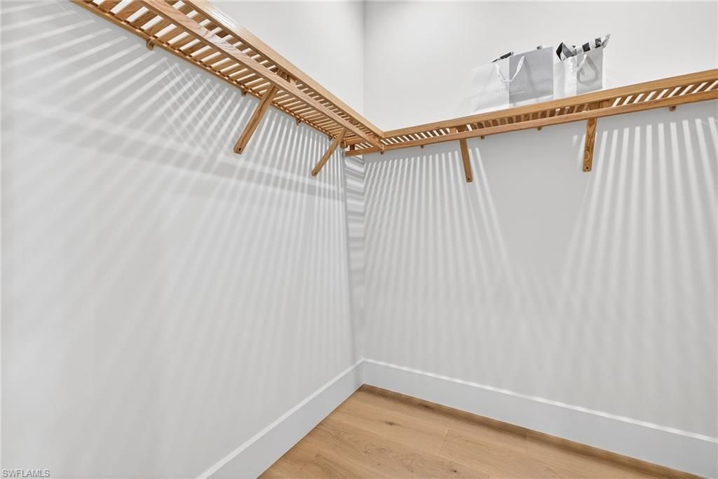 2051 Cambridge Park Dr, Naples, FL 34109 Photo