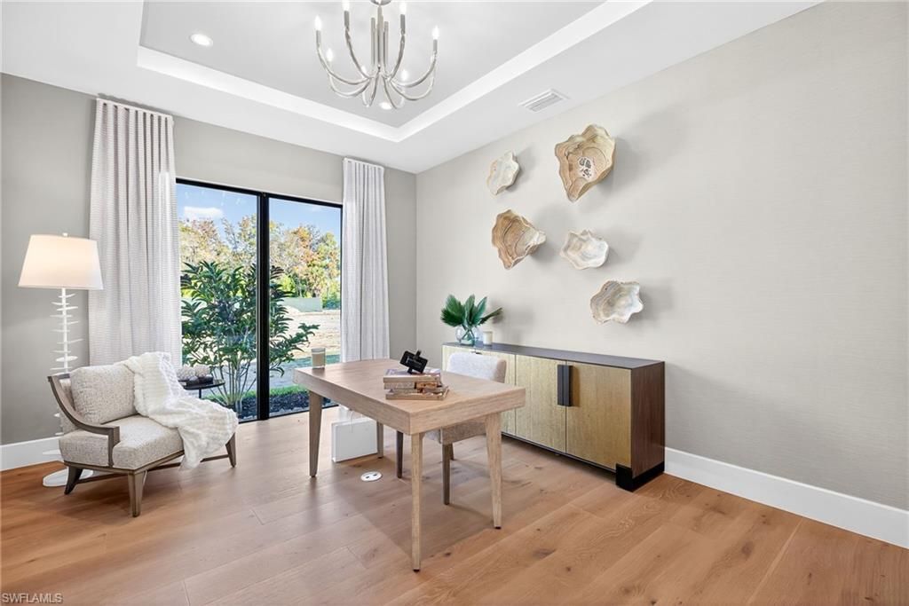 2051 Cambridge Park Dr, Naples, FL 34109 Photo