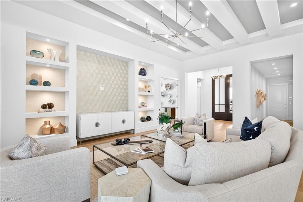 2051 Cambridge Park Dr, Naples, FL 34109 Photo