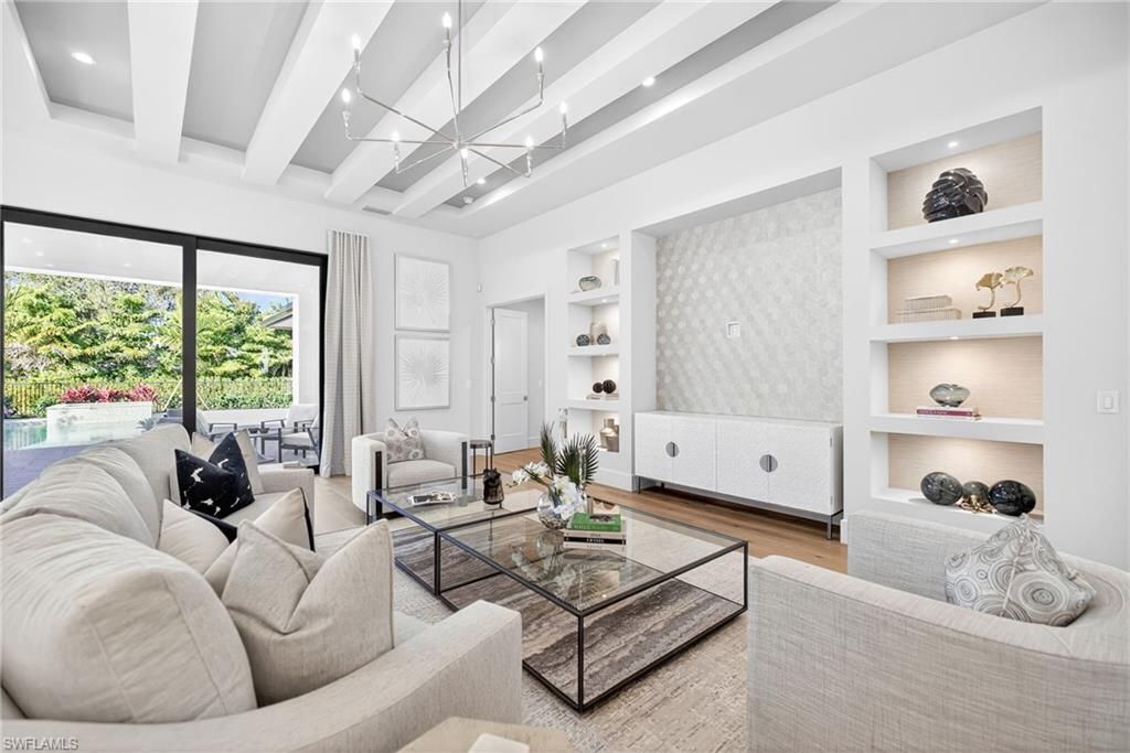 2051 Cambridge Park Dr, Naples, FL 34109 Photo