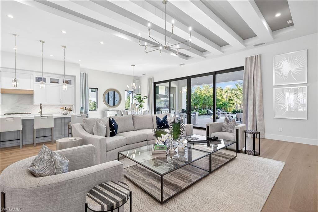 2051 Cambridge Park Dr, Naples, FL 34109 Photo