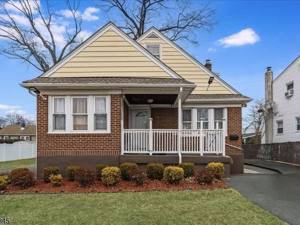 241 Rea Ave, Hawthorne, NJ 07506