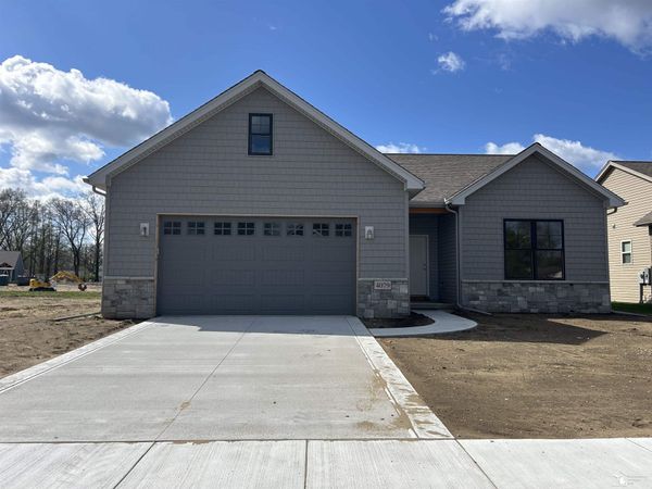 4079 Casey Drive, Lambertville, MI 48144