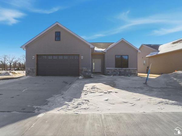 4079 Casey Drive, Lambertville, MI 48144