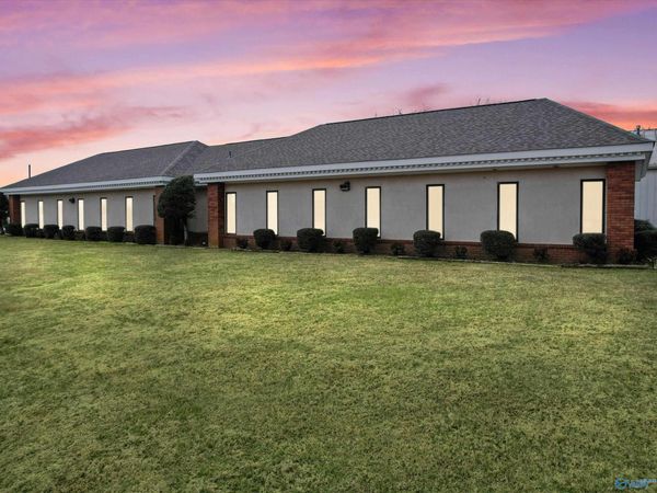540 S Brindlee Mountain Parkway, Arab, AL 35016