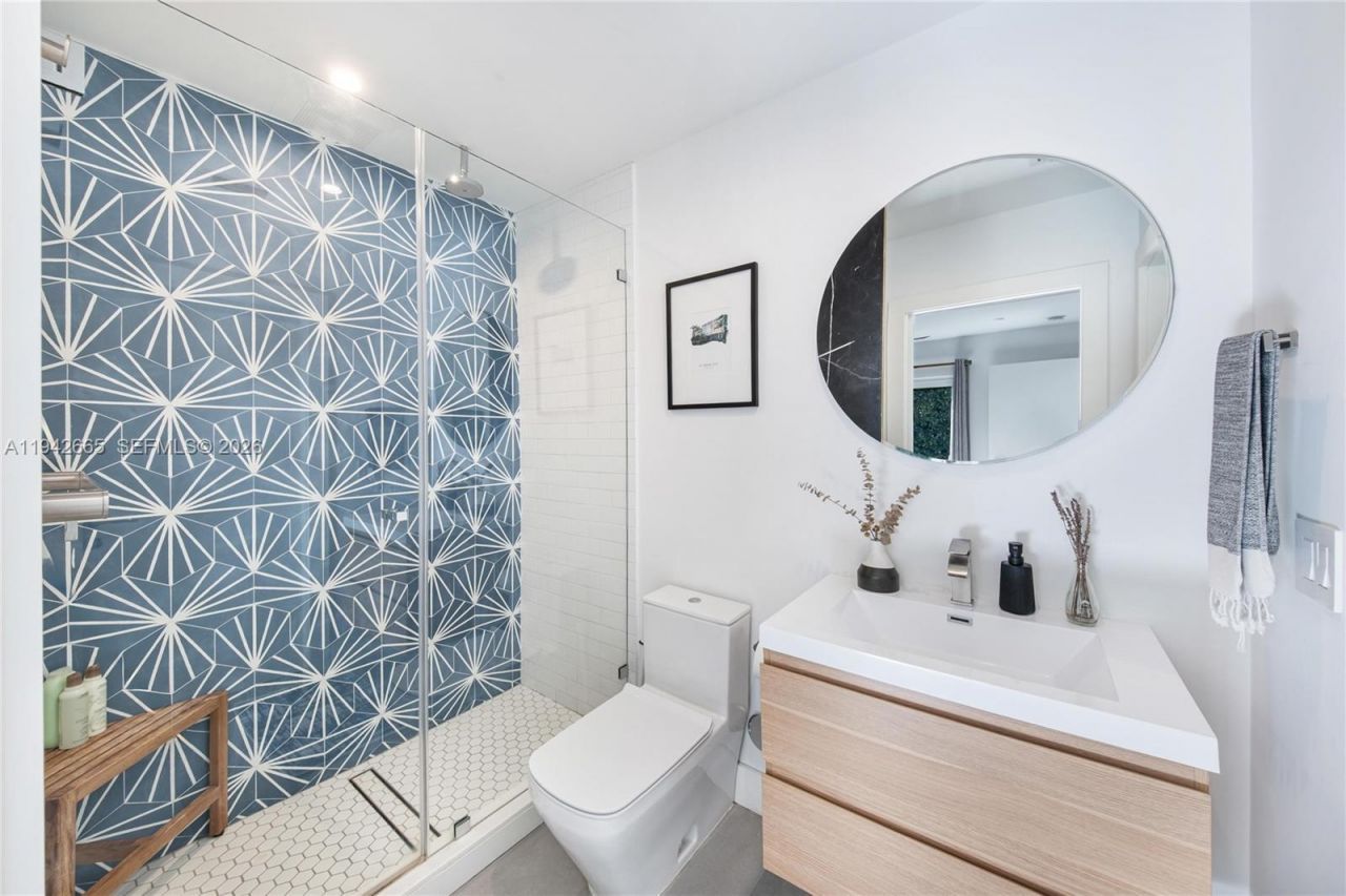 670 NE 58th St, Miami, FL 33137 Photo