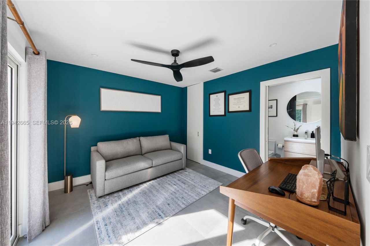 670 NE 58th St, Miami, FL 33137 Photo