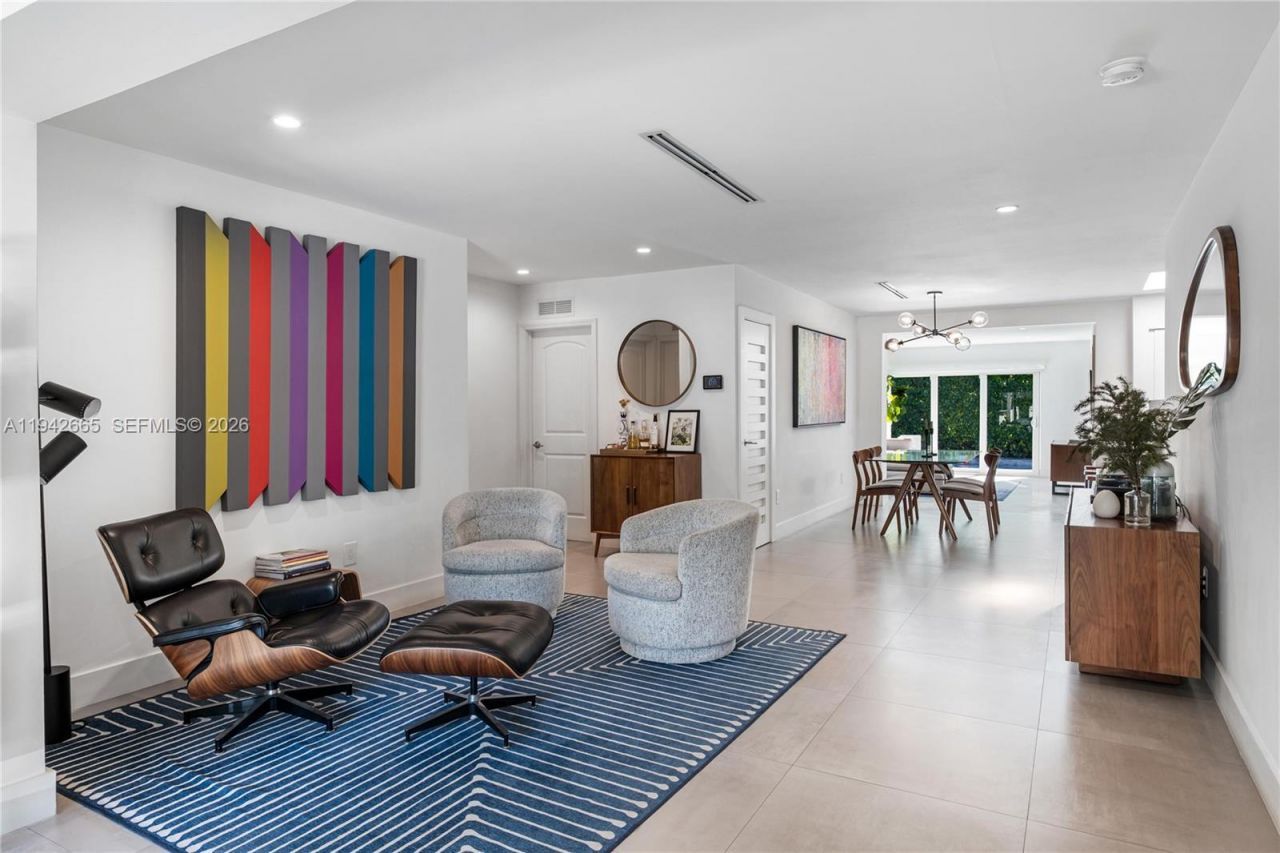 670 NE 58th St, Miami, FL 33137 Photo