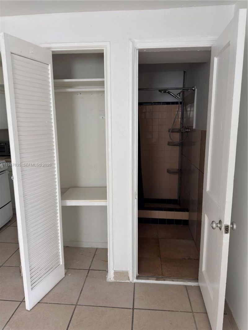 921 N 17th Ct, Unit 925, Hollywood, FL 33020 Photo