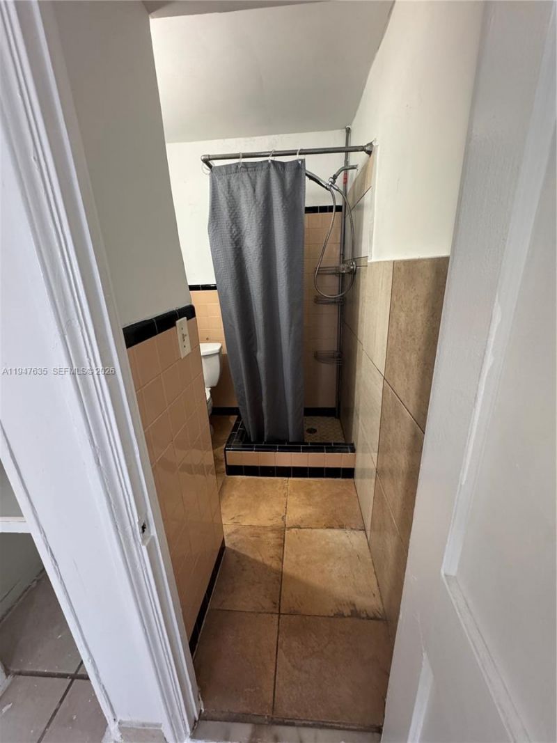 921 N 17th Ct, Unit 925, Hollywood, FL 33020 Photo