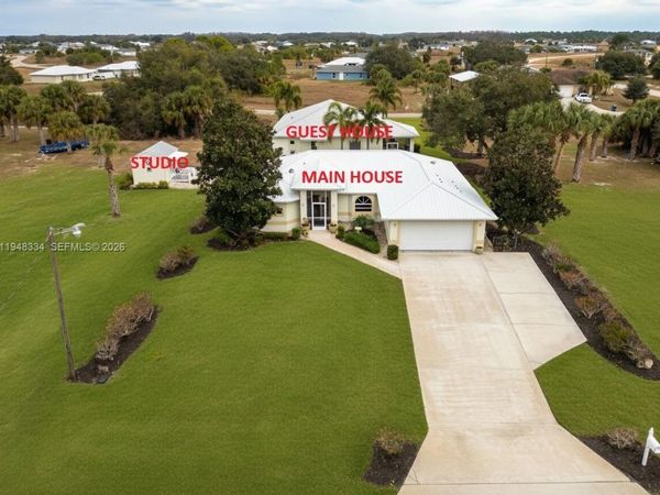 1197 April Ave, La Belle, FL 33935