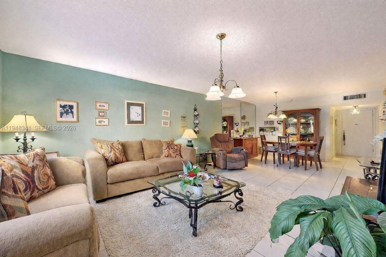 1849 S Ocean Dr, Unit 203, Hallandale Beach, FL 33009 Photo